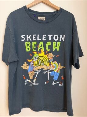 GALLERY DEPT.
SKELETON BEACH TEE - VINTAGE BLACK